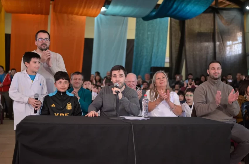  Presentaron la primera etapa del programa “Conectar Futuro” para estudiantes y docentes de Chubut