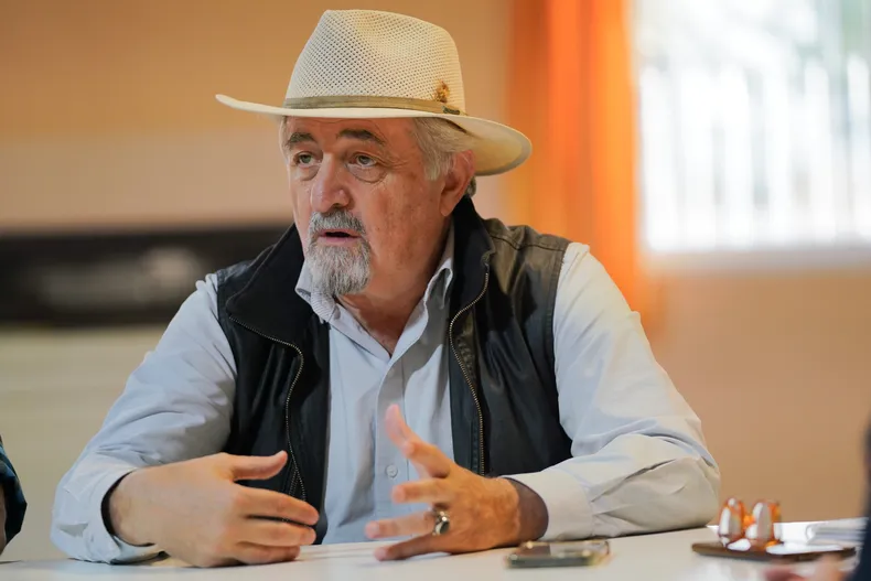  Presupuesto municipal 2025: Aumento de impuestos, obras prioritarias y ajustes salariales en medio de la recesión